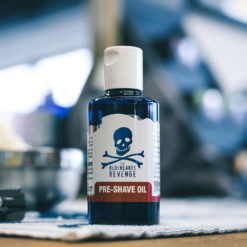 Alternative view of The Bluebeards Revenge Pre-Shave Oil -parranajoöljy (100 ml)